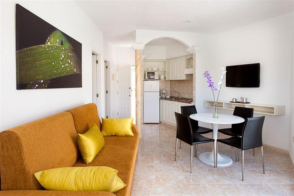 Apartamentos Plataneras 洛斯克里斯蒂亚诺斯 外观 照片